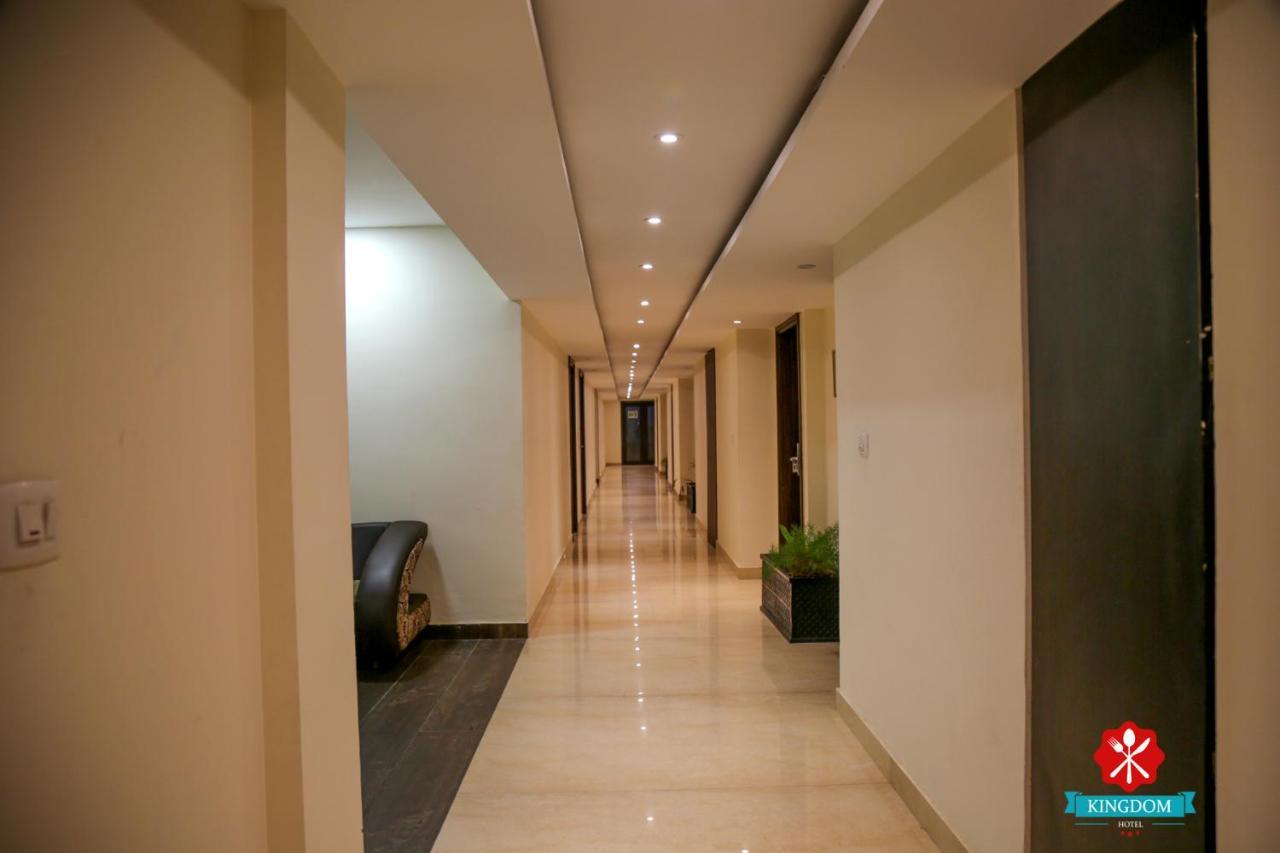 Kingdom Hotel Moga Kültér fotó